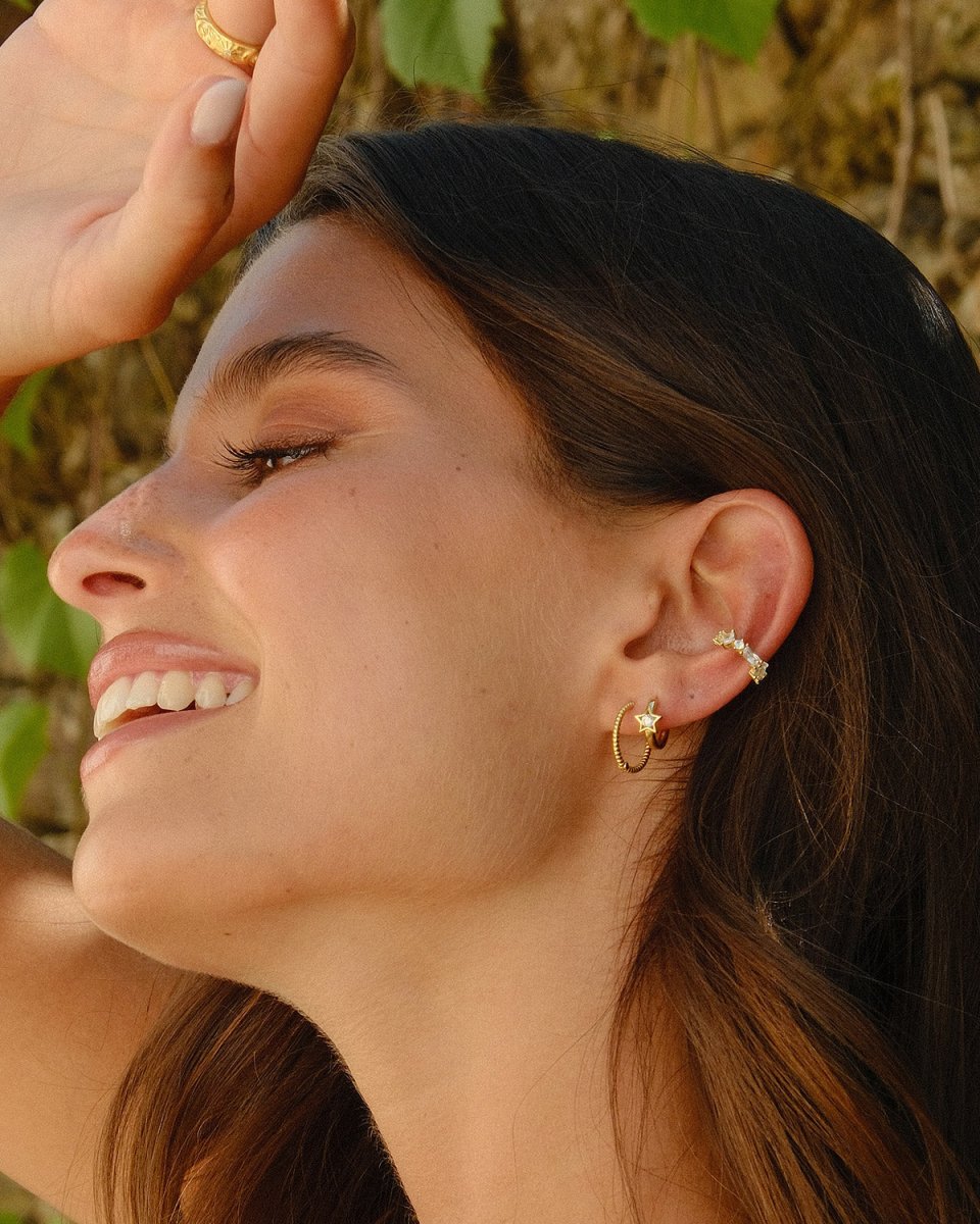 Ear Cuff com Zirconias Irregulares - Earcuff Our Sins