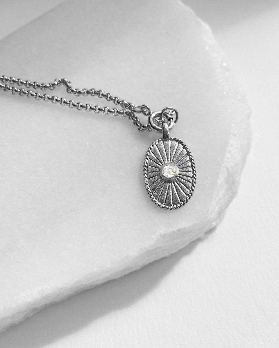 Medalha Pedras dos Meses - Medalhas Our Sins