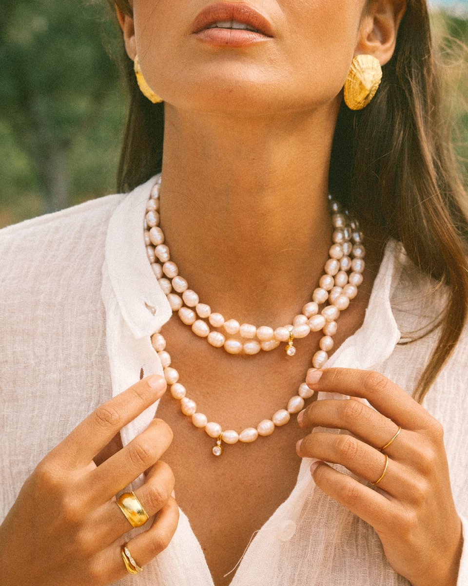 Shop the look "Lua em Rosa" - Conjunto Our Sins