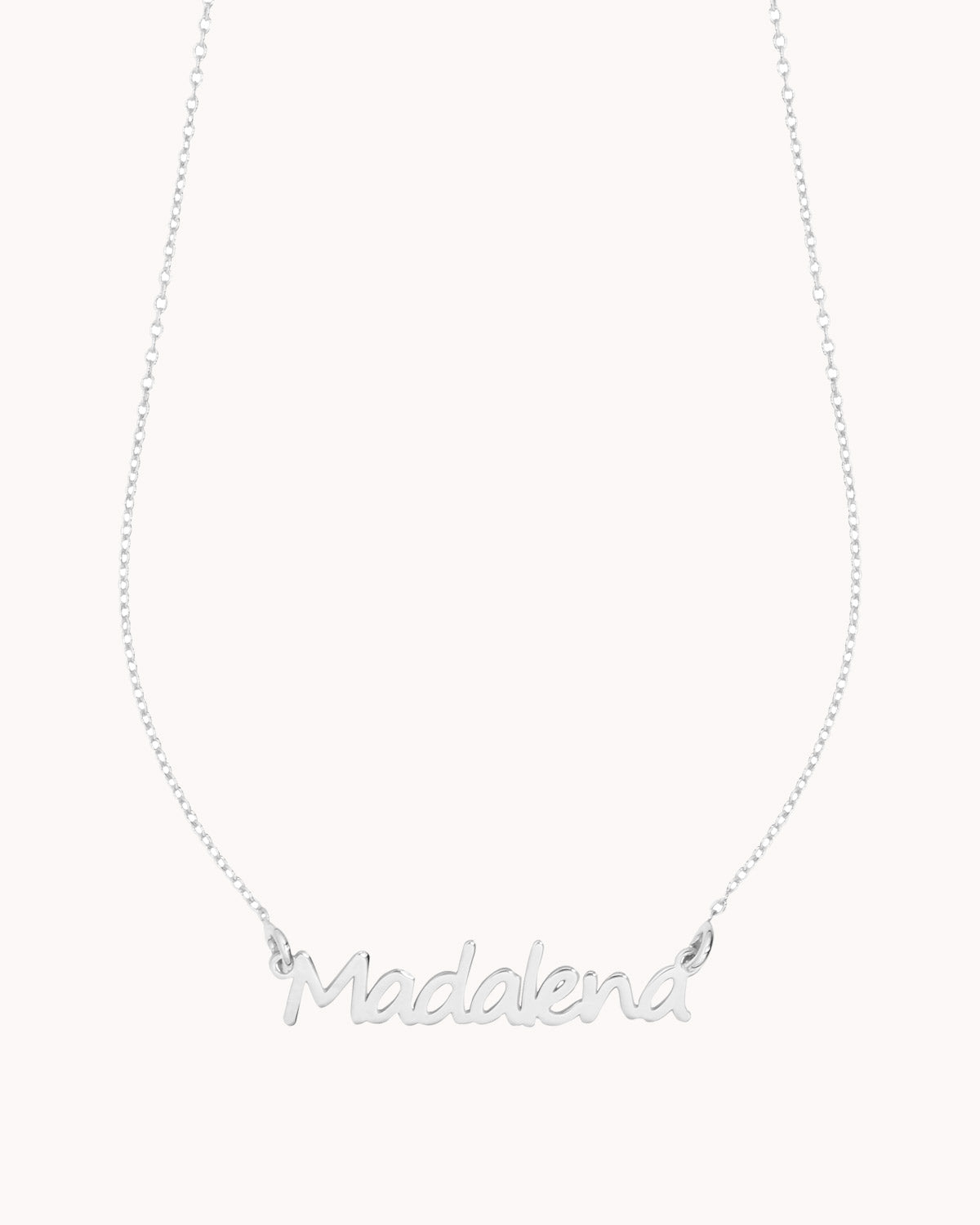 Colar com nome preso por duas argolas prateado madalena - Colares - OUR SINS