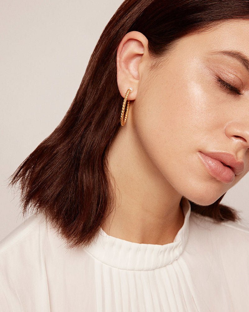 Argolas torcidas com pérolas 32 mm - Argolas Our Sins