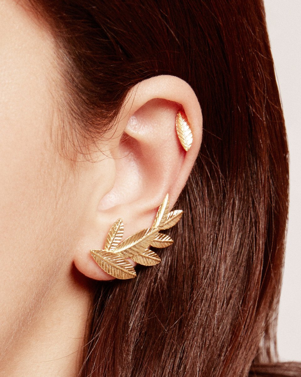 Brincos a expedir em ramo de folhas nervuradas - Brincos Our Sins