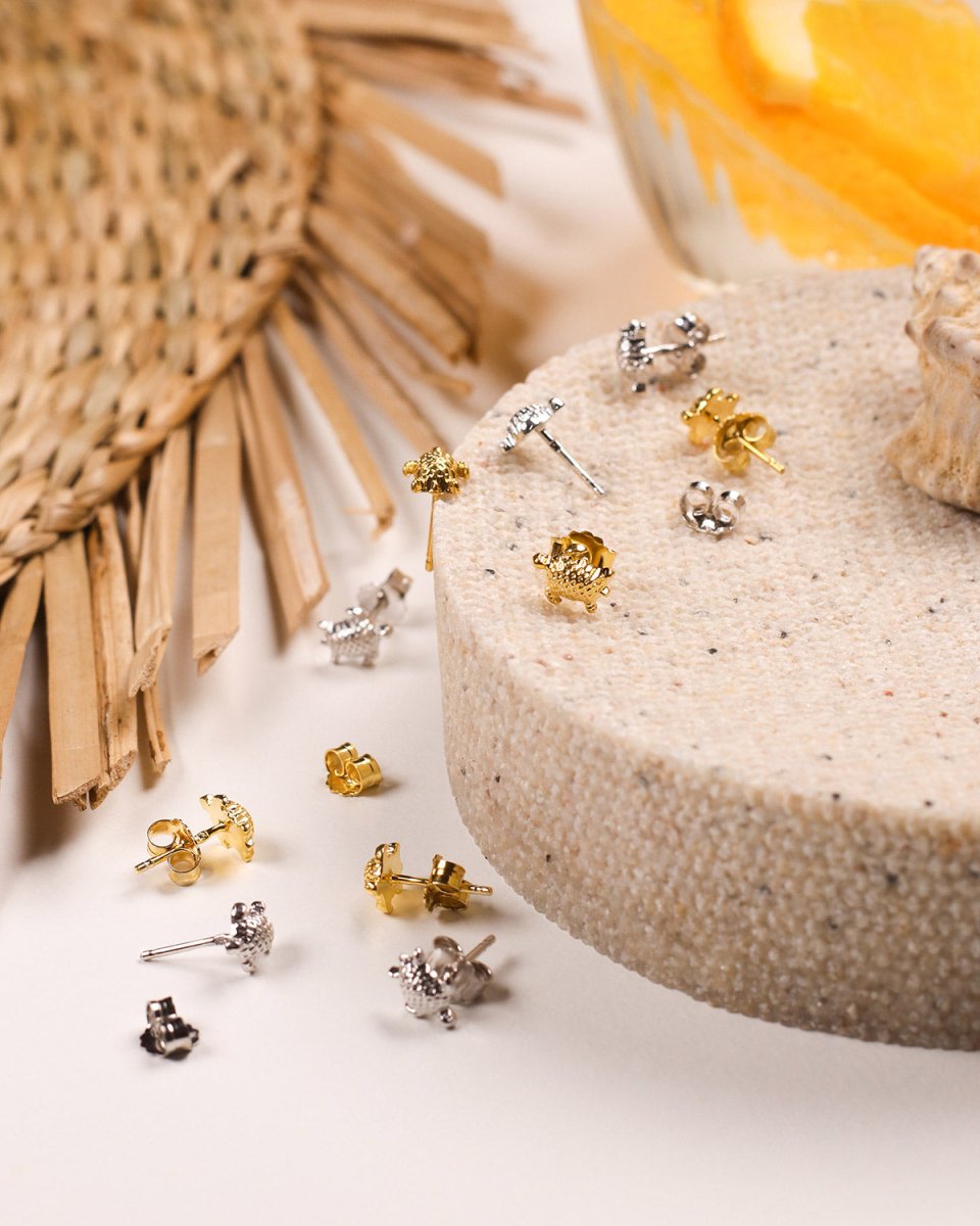 Brincos com tartarugas - Brincos Our Sins