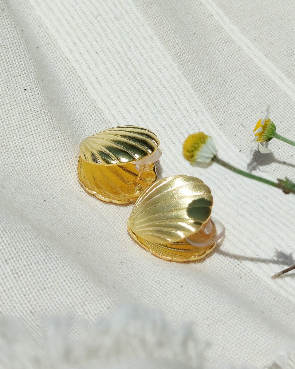 Brincos concha dupla - Brincos Our Sins