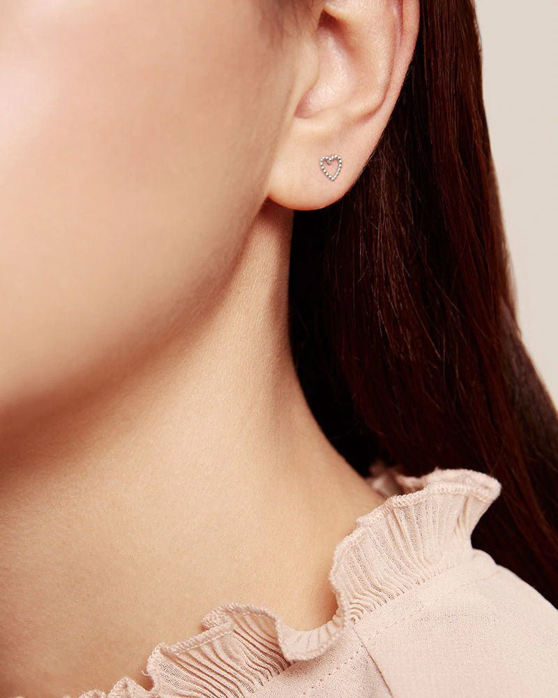 Brincos coração mini em bolinhas - Brincos Our Sins