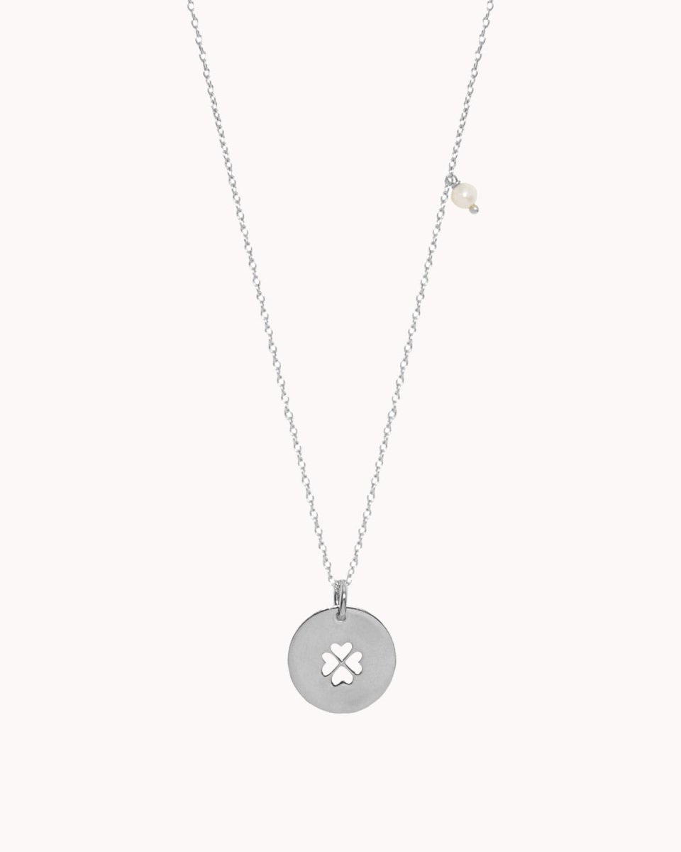 Colar com trevo perfurado mais uma pérola ou um olho da sorte - Colares Our Sins