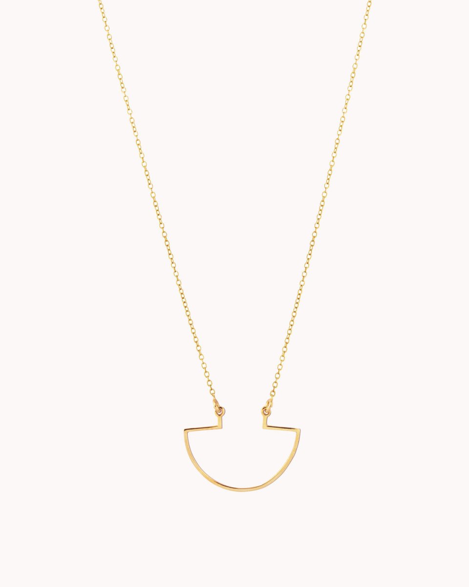 Colar em equilíbrio - Colares Our Sins