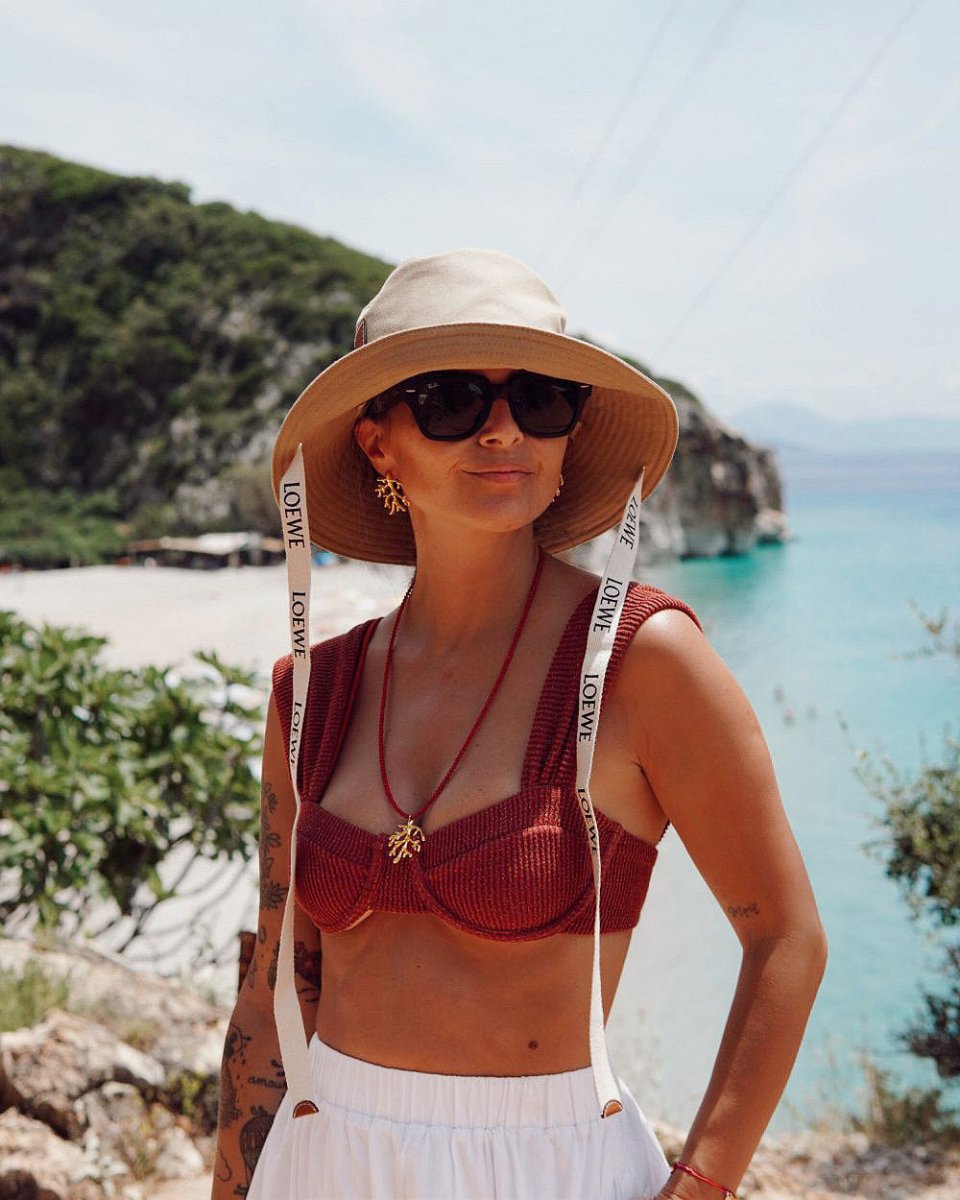 Conjunto Coral x Maria Valente - Brincos Our Sins