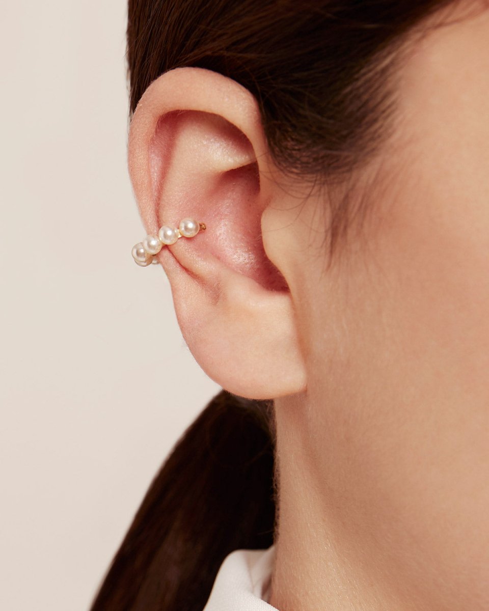 Ear Cuff de pérolas - Earcuff Our Sins