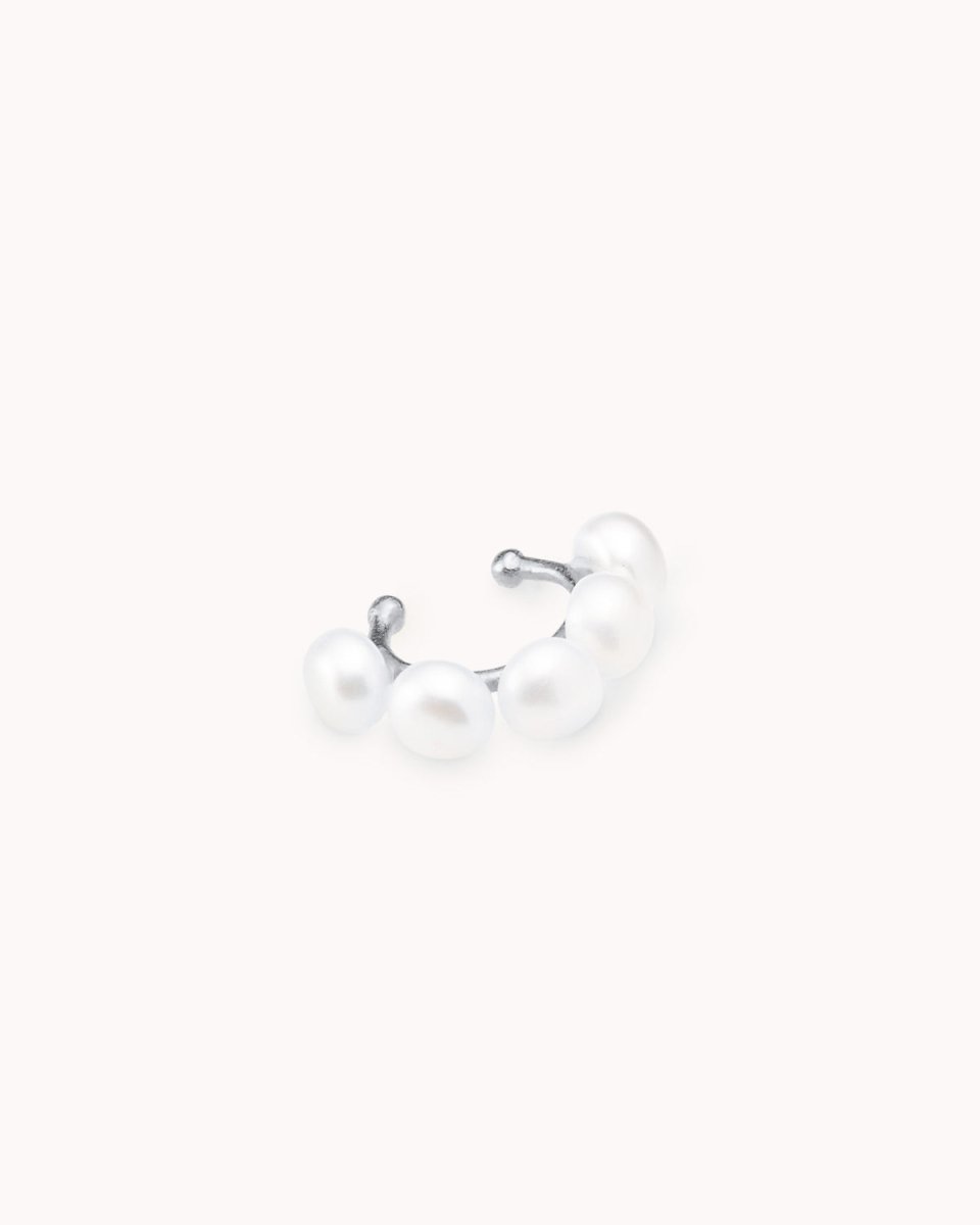 Ear Cuff de pérolas bold - Earcuff Our Sins