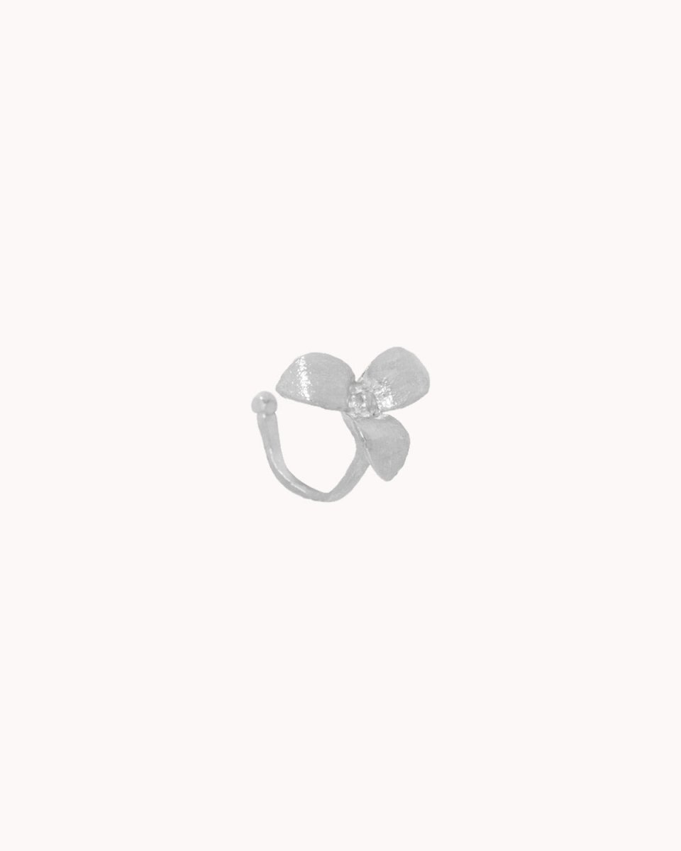 Ear Cuff em flor - Earcuff Our Sins