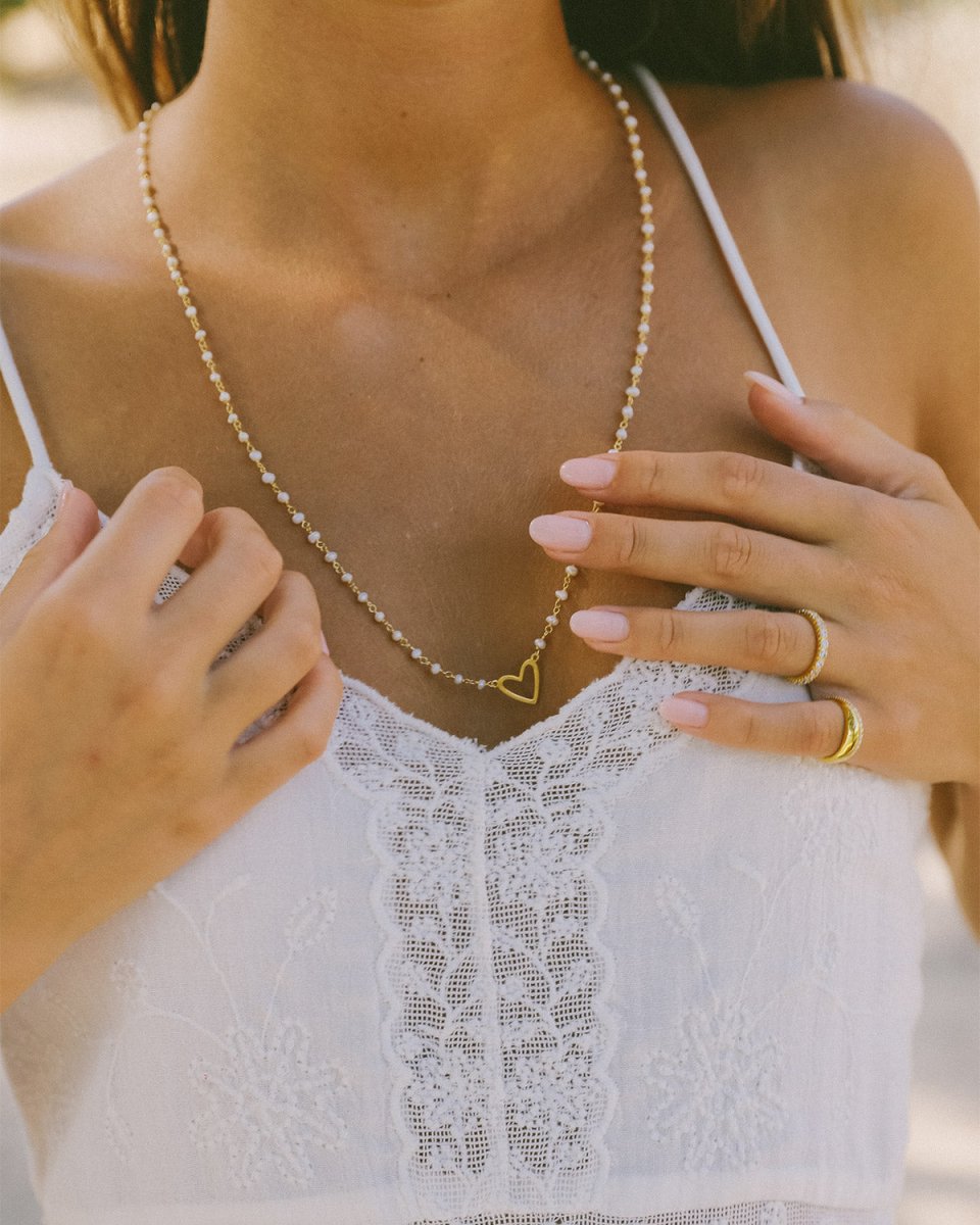 Escapulário enfiado a terço com um coração fixo de cada lado - Colares Our Sins