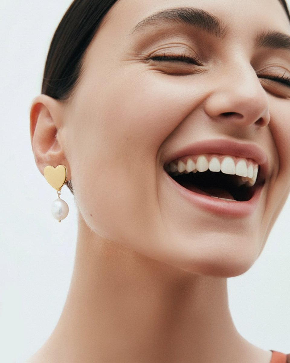 Brincos Coração mais Pérola - Brincos Our Sins